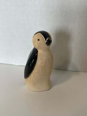 De Rosa Rinconada Hand Made in Uruguay Baby Penguin Figurine